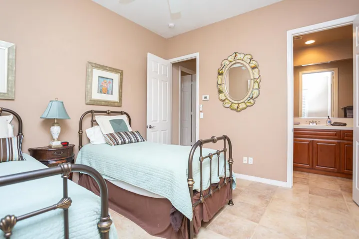 81270GolfViewDr_MLS-31