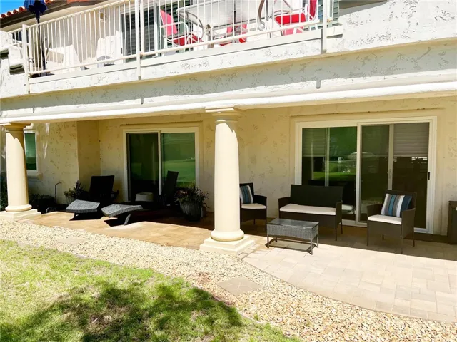 678 Vista Lago Circle N, Palm Desert, California 92211