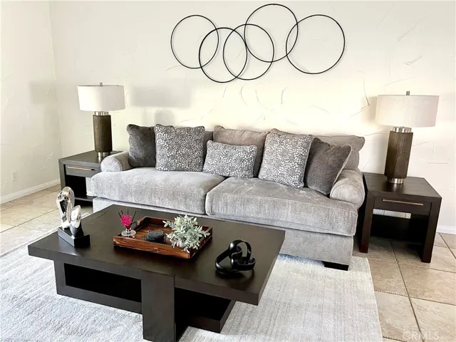 678 Vista Lago Circle N, Palm Desert, California 92211