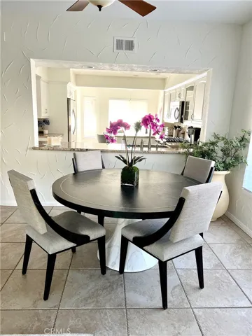 678 Vista Lago Circle N, Palm Desert, California 92211