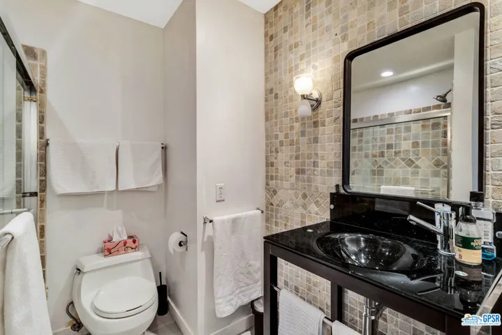 38085 Dorn Road, Cathedral City, California 92234