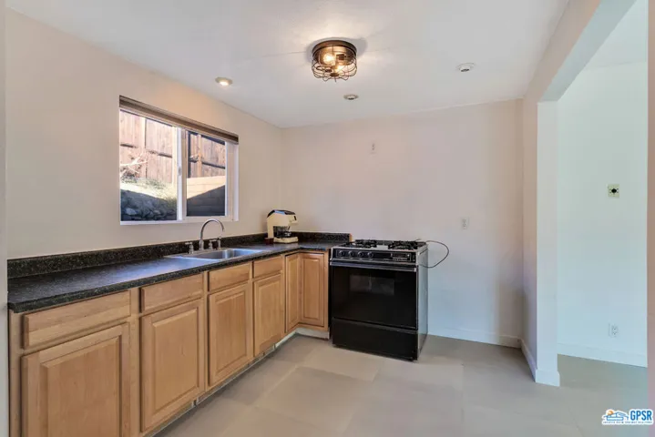 38085 Dorn Road, Cathedral City, California 92234