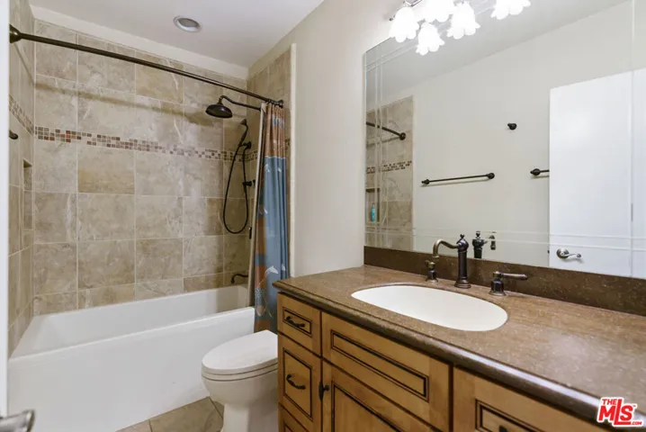 10030 Owensmouth Avenue 77, Chatsworth, California 91311