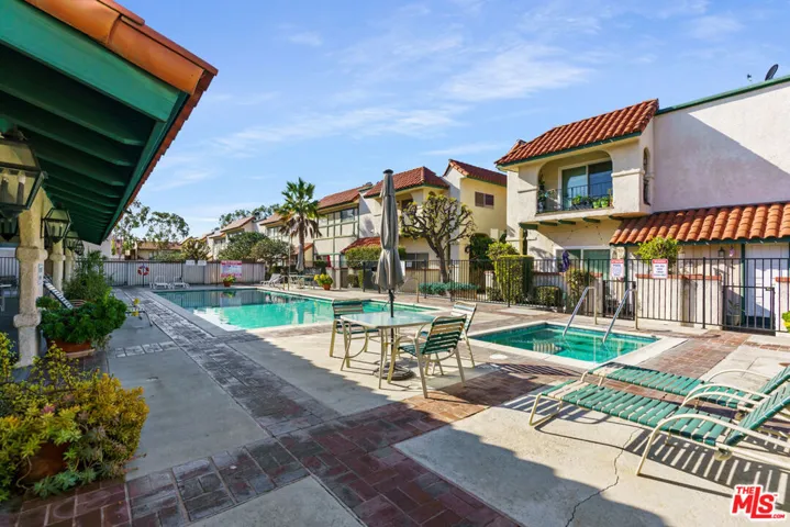 10030 Owensmouth Avenue 77, Chatsworth, California 91311