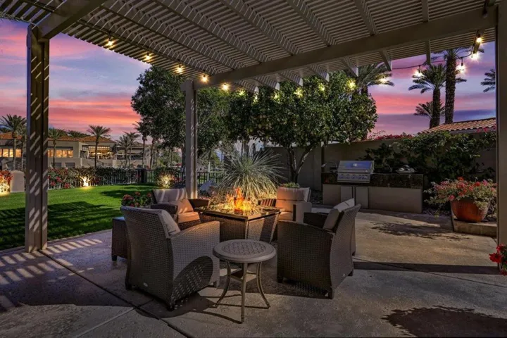 Tomahawk Firepit