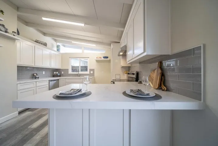 640 Walnut Lane, Hollister, California 95023