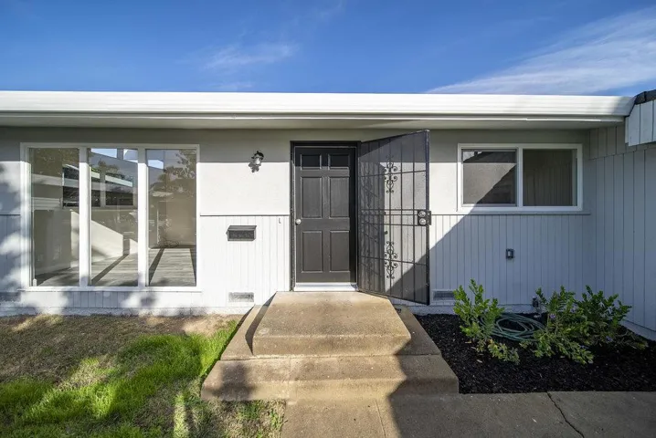 640 Walnut Lane, Hollister, California 95023
