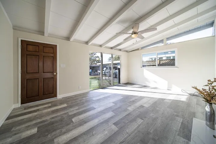 640 Walnut Lane, Hollister, California 95023