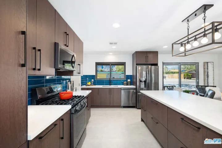 2150 N Cerritos Road, Palm Springs, California 92262