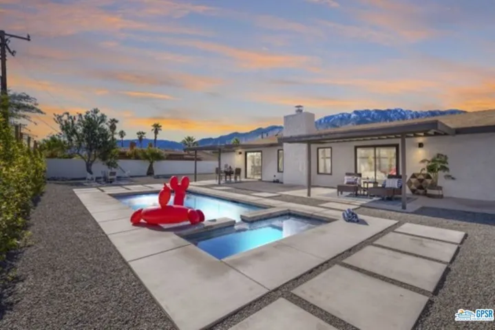 2150 N Cerritos Road, Palm Springs, California 92262