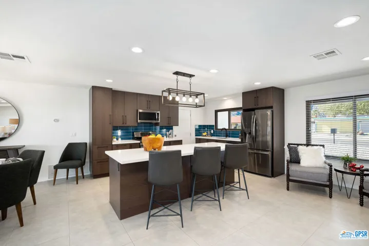 2150 N Cerritos Road, Palm Springs, California 92262