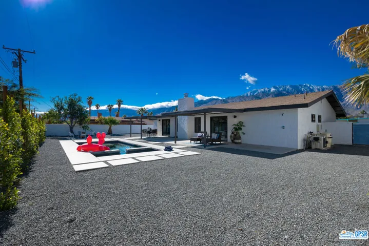 2150 N Cerritos Road, Palm Springs, California 92262
