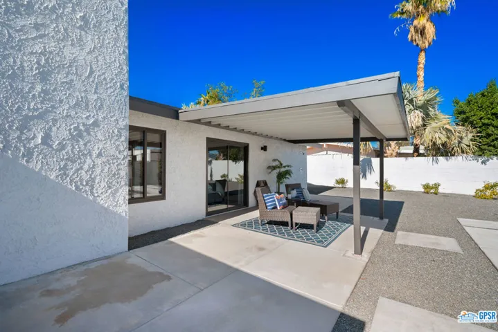 2150 N Cerritos Road, Palm Springs, California 92262