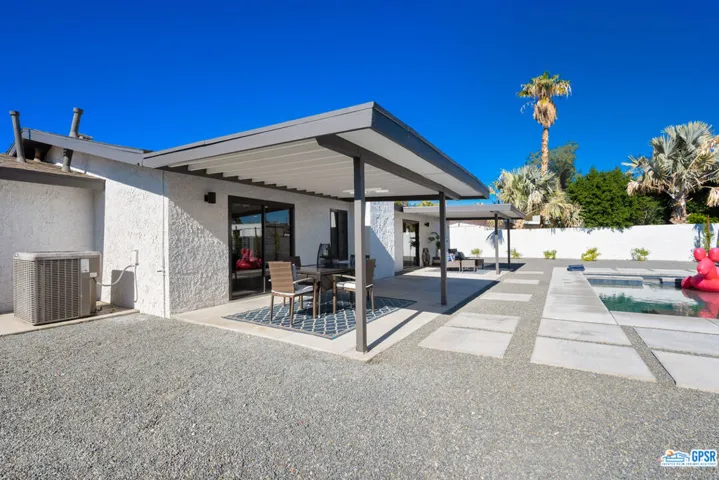 2150 N Cerritos Road, Palm Springs, California 92262