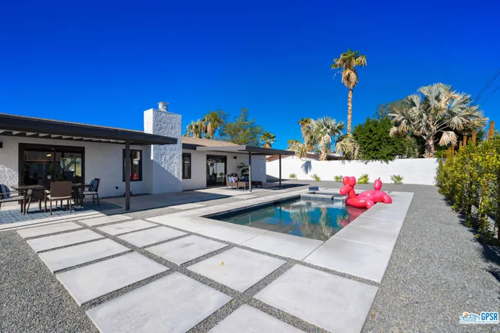 2150 N Cerritos Road, Palm Springs, California 92262