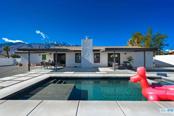 2150 N Cerritos Road, Palm Springs, California 92262