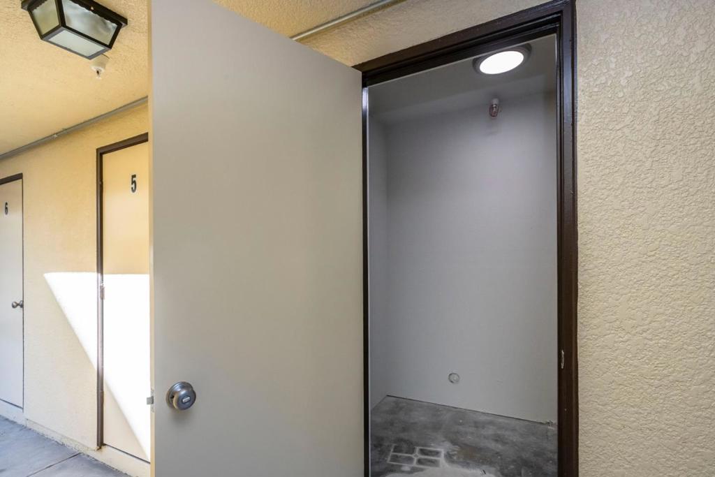 1007 Hemlock Avenue, California home-pic-27