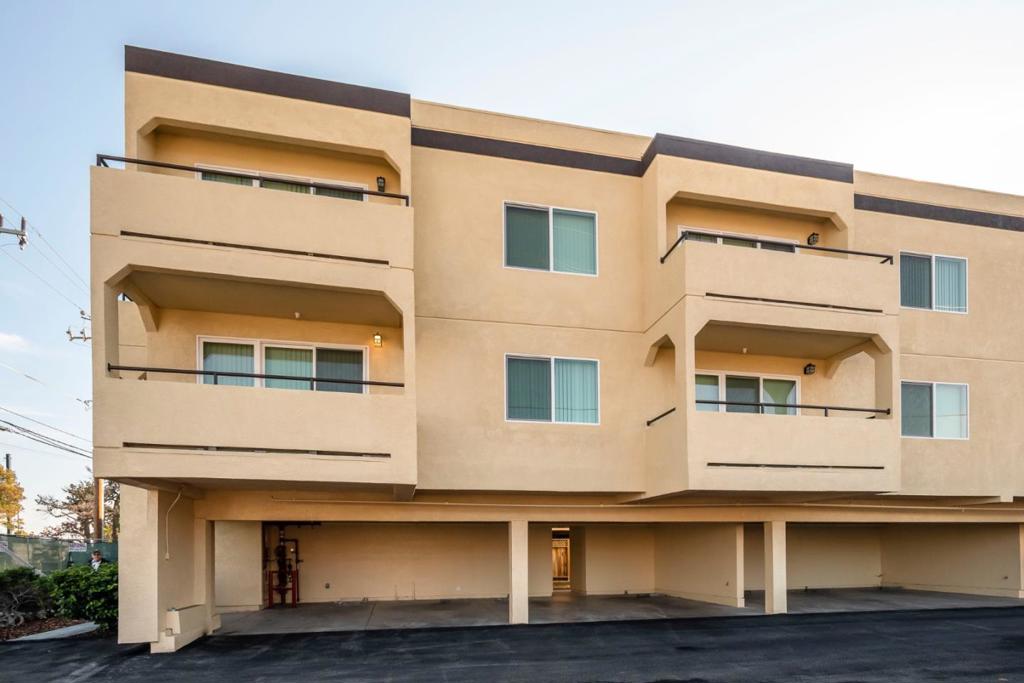 1007 Hemlock Avenue, California home-pic-30