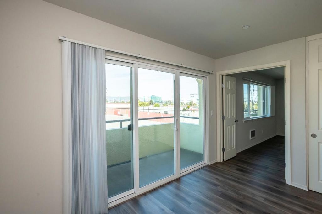 1007 Hemlock Avenue, California home-pic-13