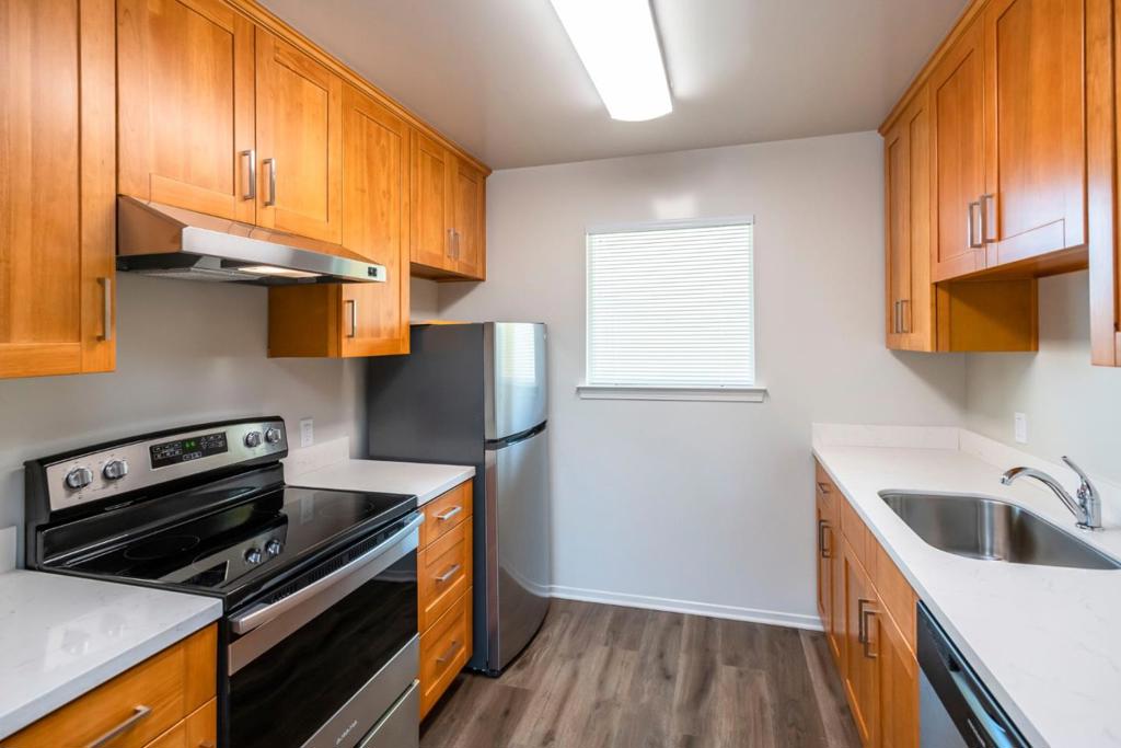 1007 Hemlock Avenue, California home-pic-7