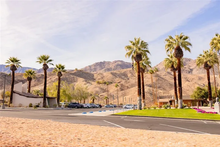 72330 Canyon Lane, Palm Desert, California 92260