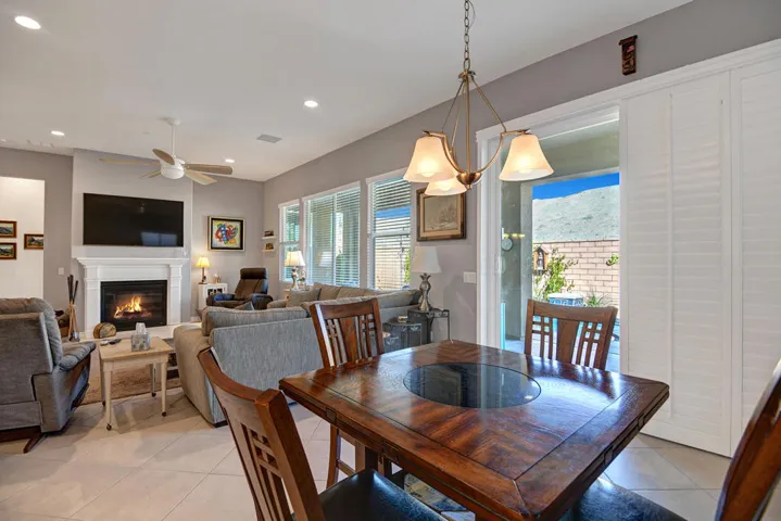 KITCHEN TABLE REVERSE.jpg mls
