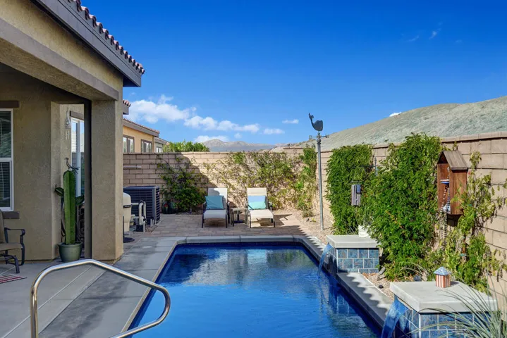 POOL TIGHT REVERSE.jpg mls