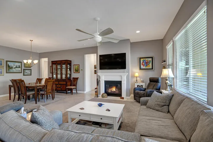 LIVING ROOM REVERSE.jpg mls