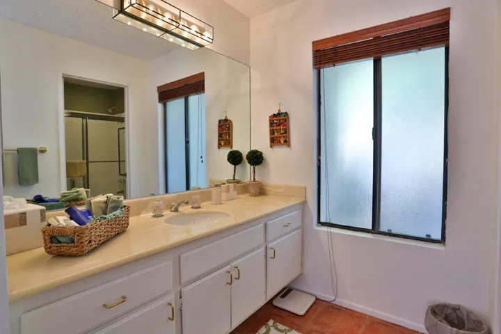 En suite bath