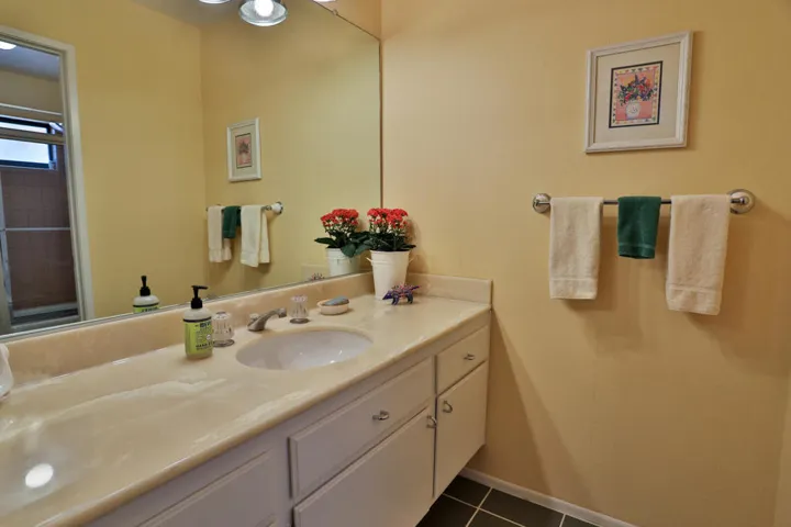 En suite bath