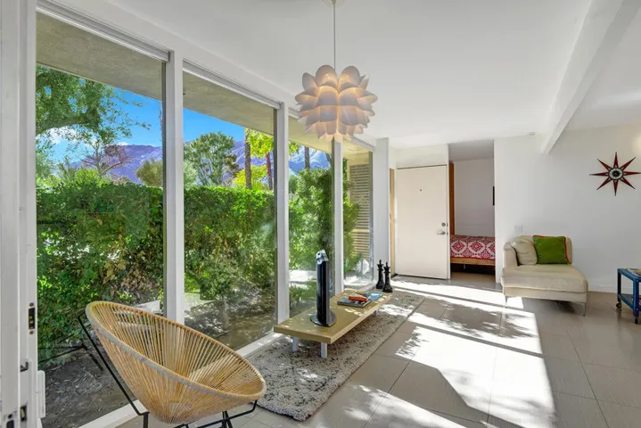 FLOOR TO CEILING WINDOW.jpg mls