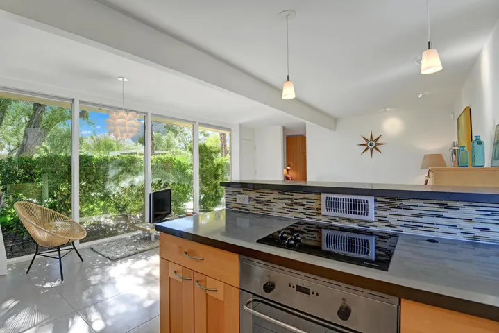 KITCHEN REVERSE.jpg mls