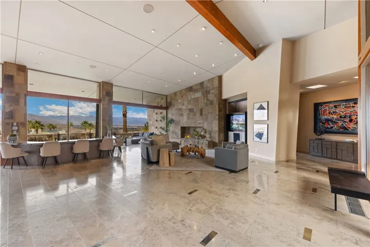 9 Rockcrest Drive, Rancho Mirage, California 92270