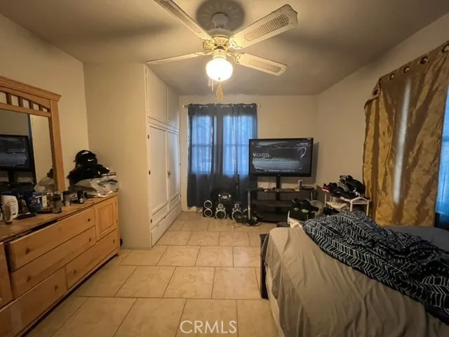 16541 E Street, Victorville, California 92395