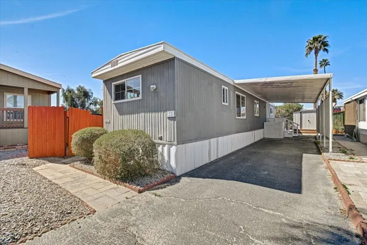01-51555 Monroe Street 25-1