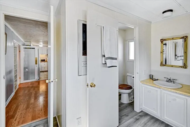 10-51555 Monroe Street 25-10