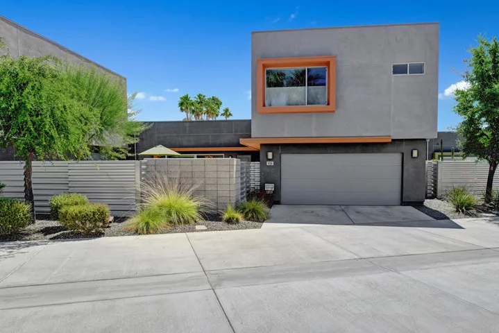 FRONT OF UNIT MLS