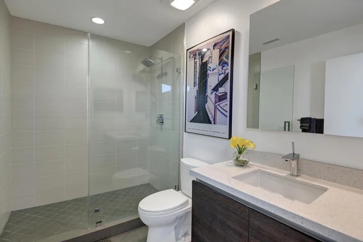 UPSTAIRS GUEST BEDROOM BATHROOM MLS