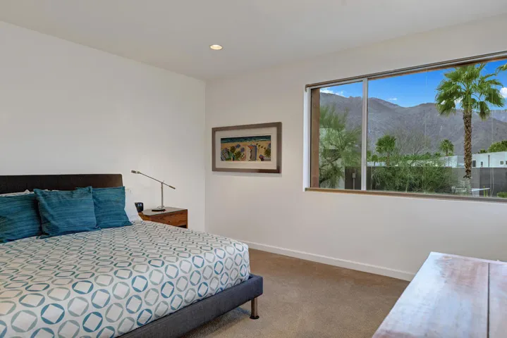 PRIMARY BEDROOM TIGHT TO MOUNTAINS MLS
