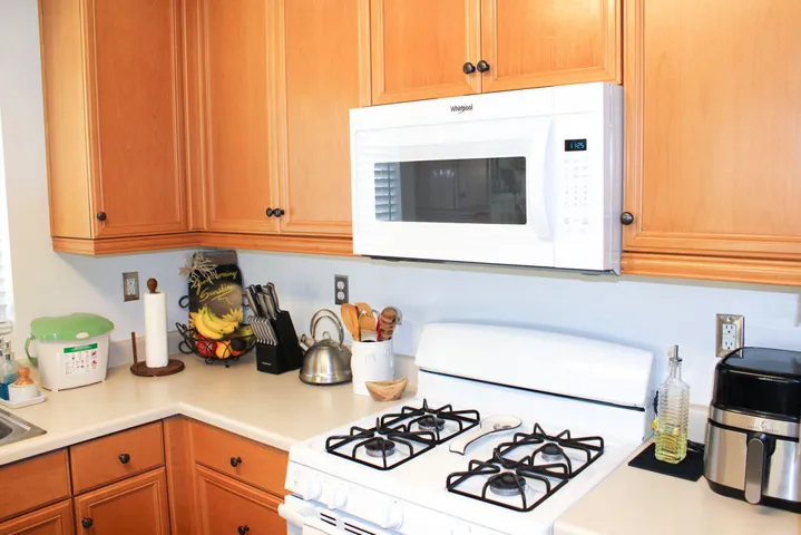 Kitchen-Microwave