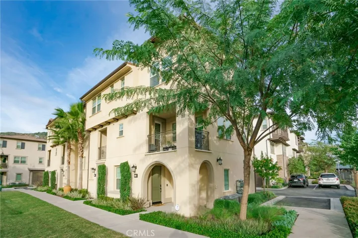 836 Iris Way D, Azusa, California 91702