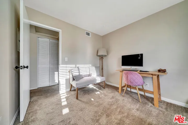 18203 Flynn Drive 5112, Canyon Country, California 91387