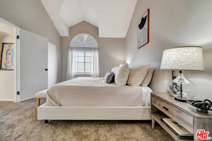 18203 Flynn Drive 5112, Canyon Country, California 91387