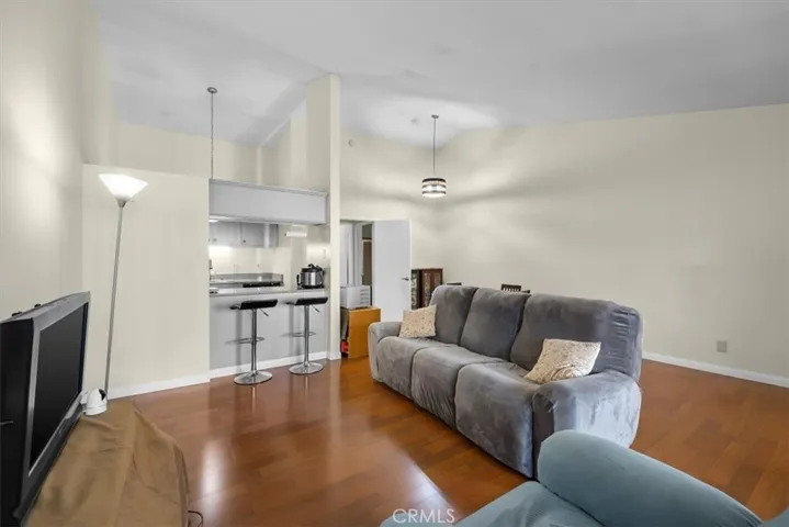 830 Camino Real 203, Redondo Beach, California 90277