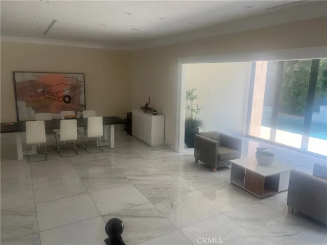 5328 Alcove Avenue, Valley Village, California 91607
