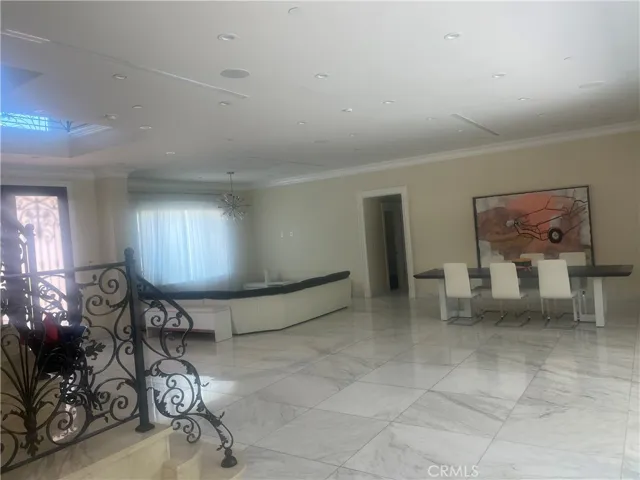 5328 Alcove Avenue, Valley Village, California 91607