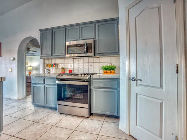 39519 Mountain View Road, Yermo, California 92398