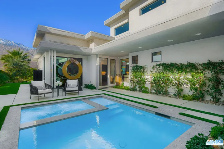 141 Blue Moon Drive, Palm Springs, California 92262