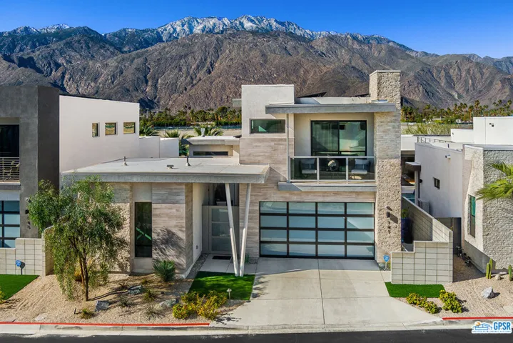 141 Blue Moon Drive, Palm Springs, California 92262