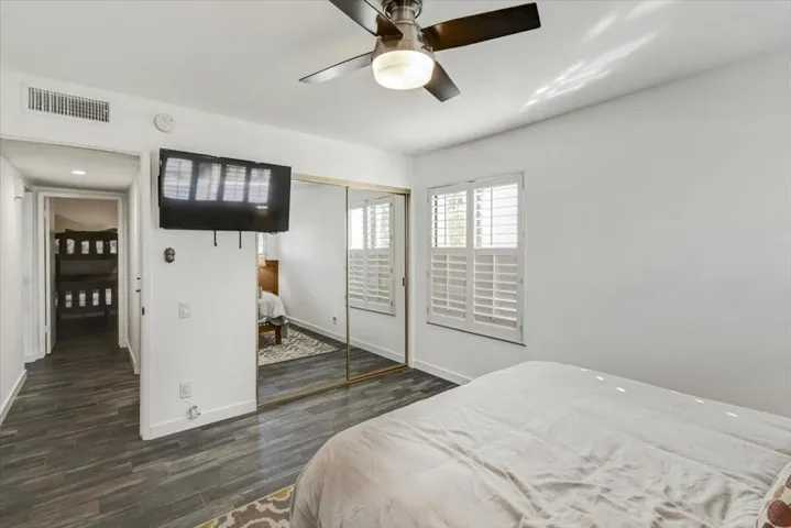 16-2180 South Palm Canyon Drive Unit 33-
